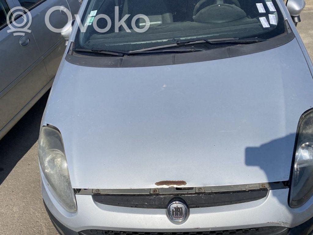 Fiat Punto Evo Vano motore/cofano