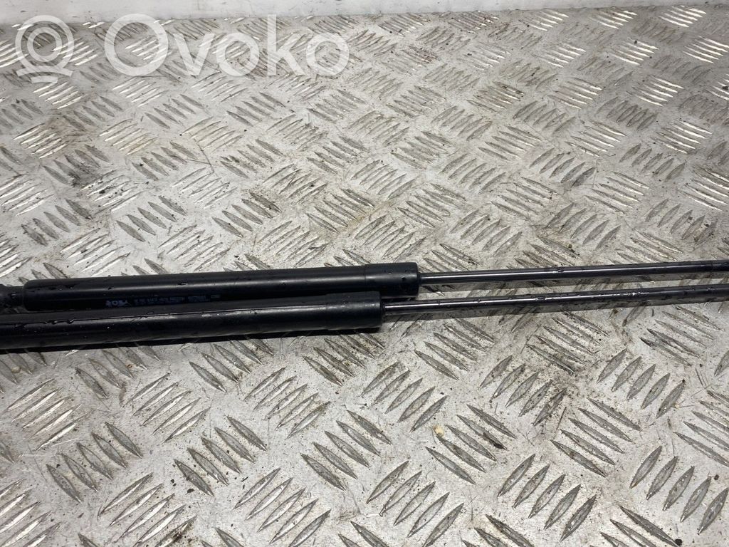 Peugeot 208 II Amortyzator klapy tylnej bagażnika 