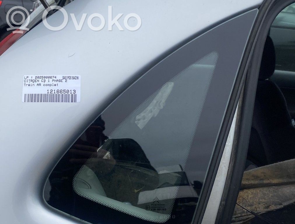 Vidrio lateral trasero   00009204H0