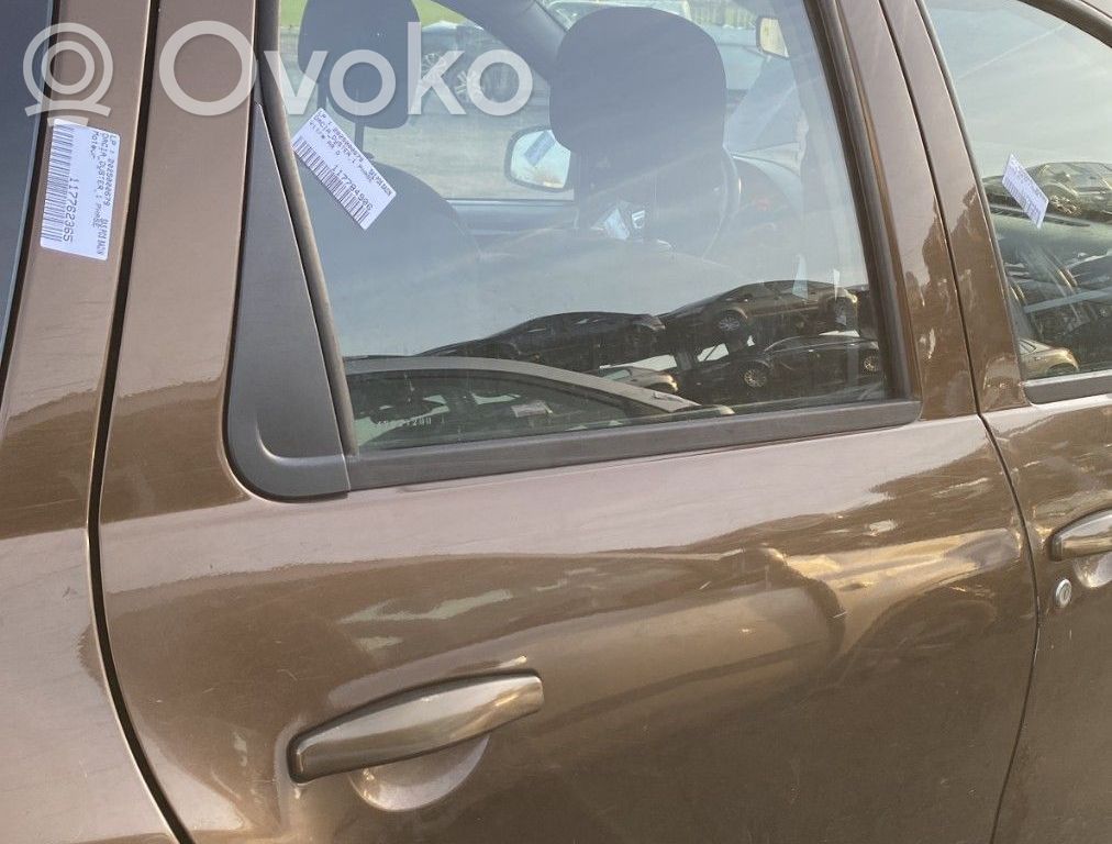 Dacia Duster Takaovi 