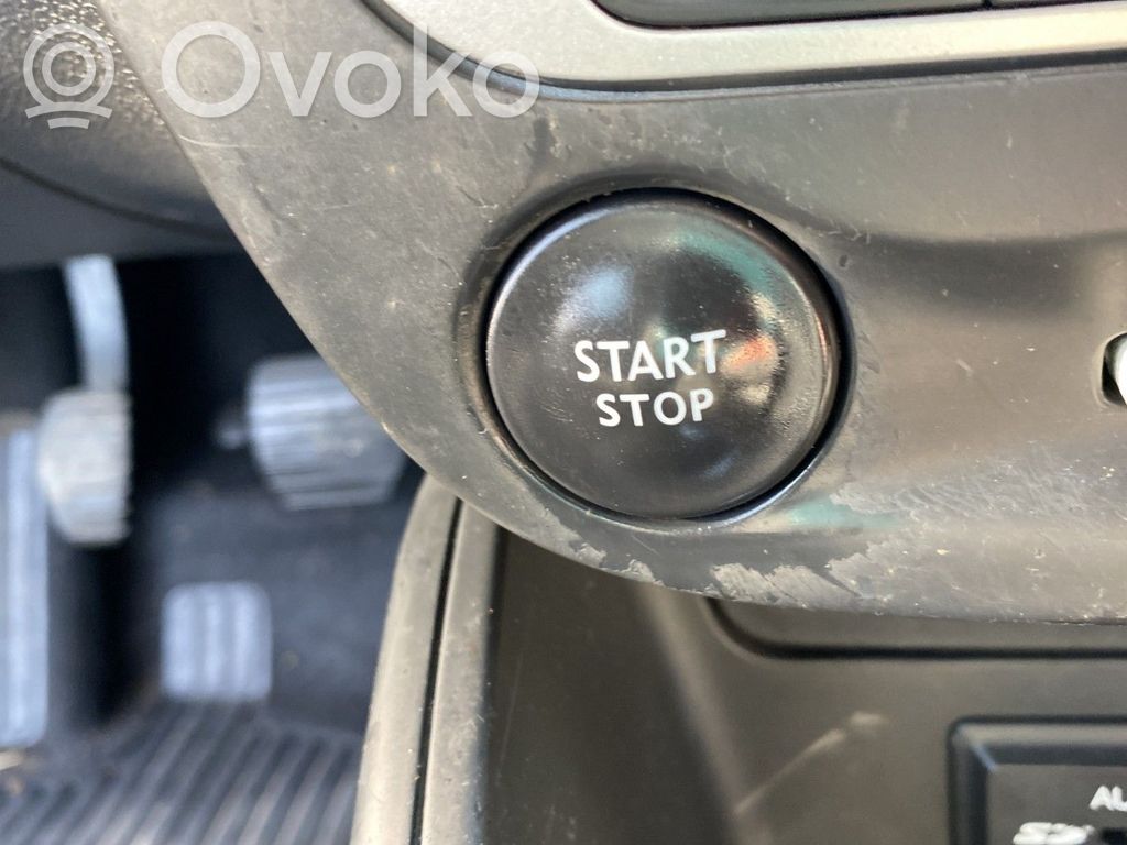 Renault Megane III Buton pornire/oprire motor 