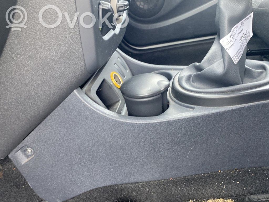 Dacia Duster Consola central 