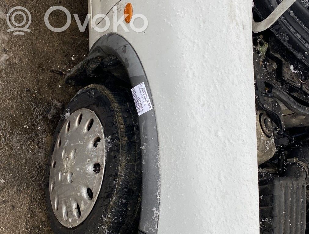 Opel Corsa B Sparnas 
