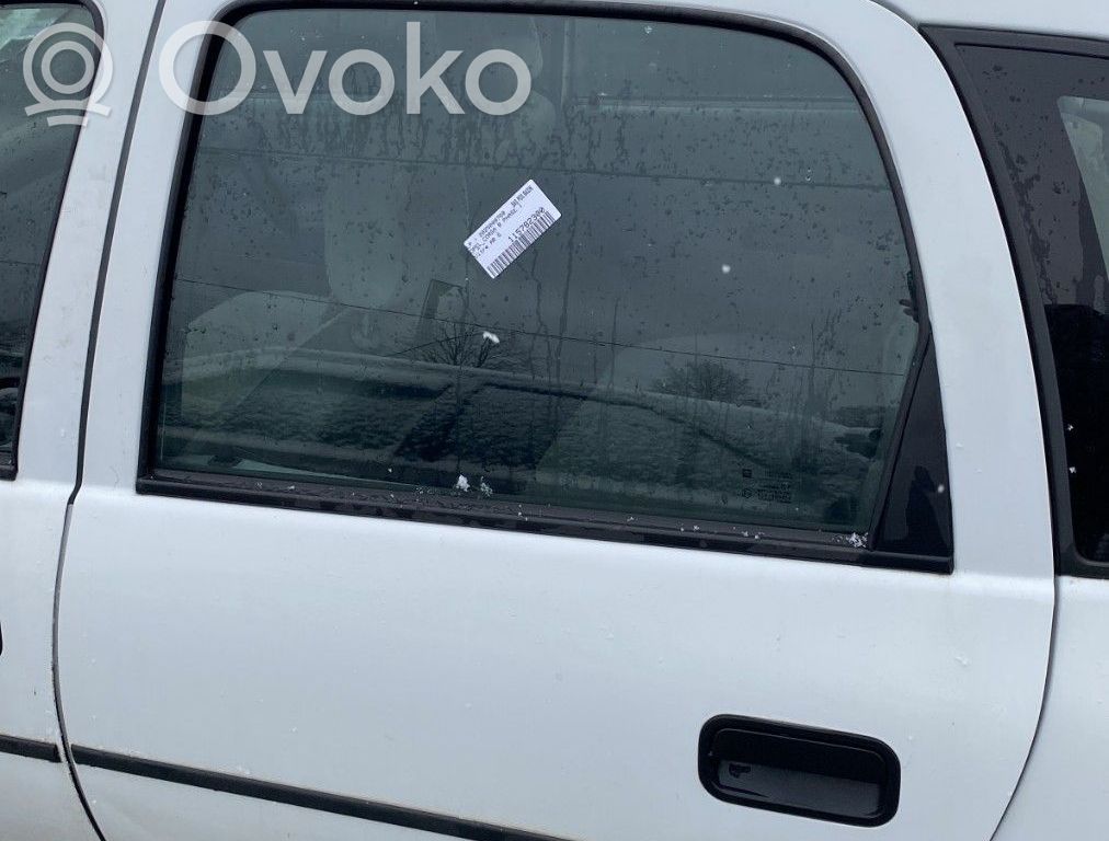 Opel Corsa B Puerta trasera 