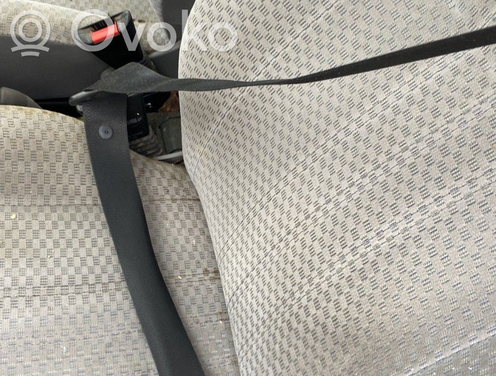 Opel Corsa B Cinturón delantero 