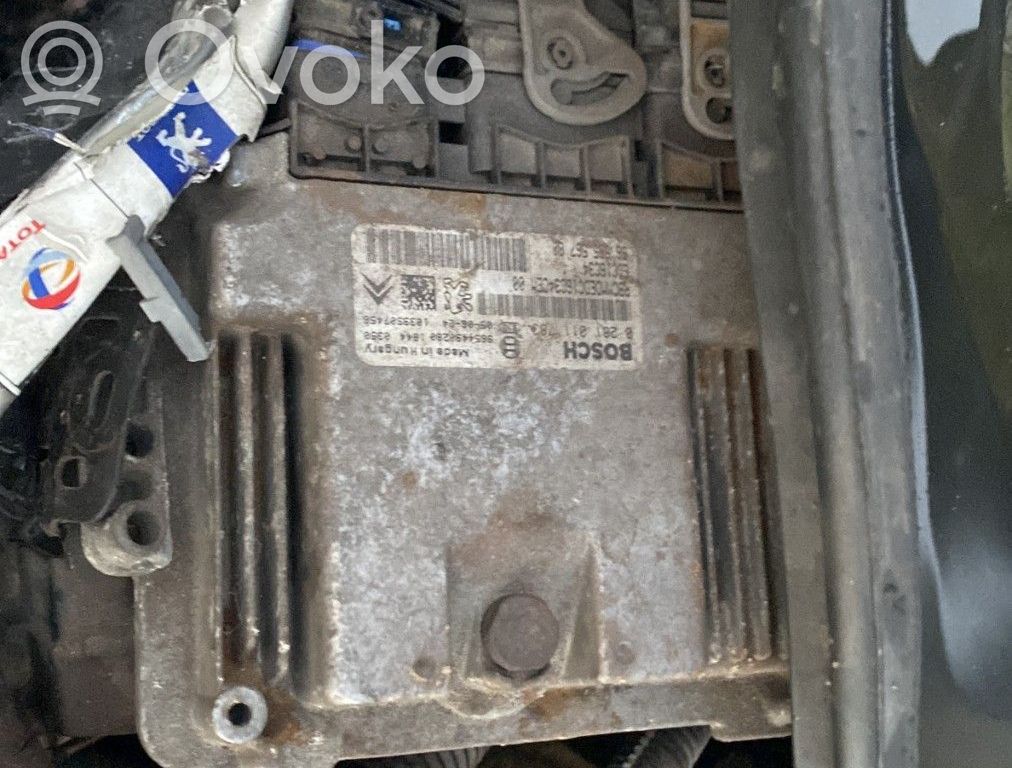 Peugeot 206 Engine control unit/module 