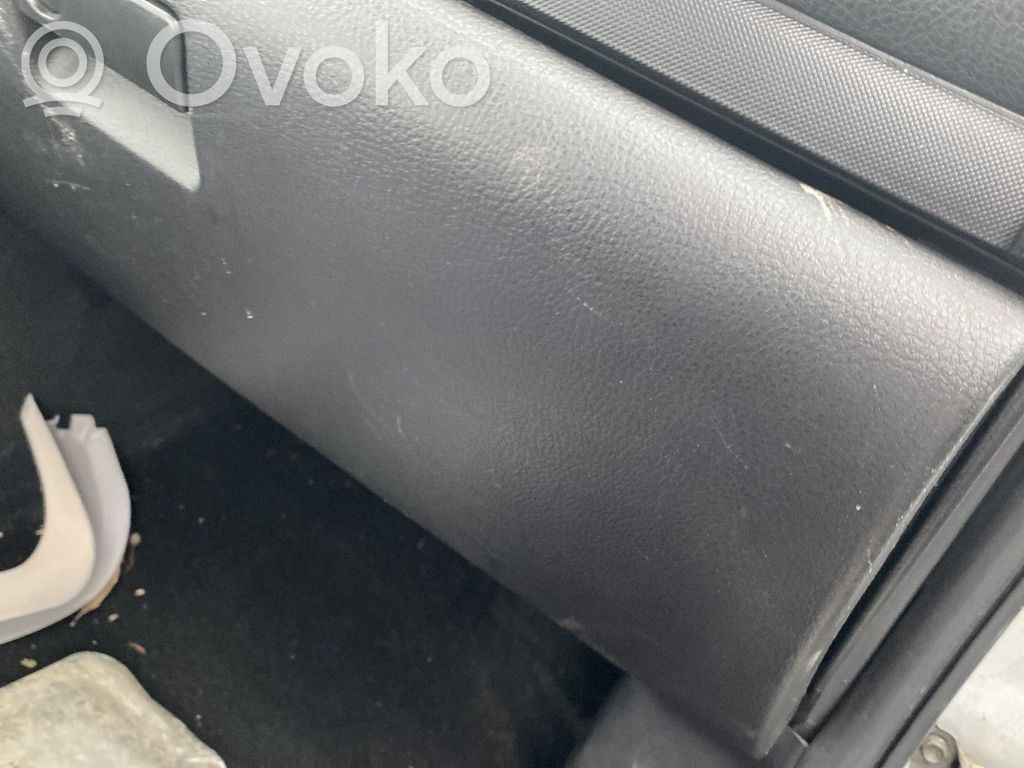 Mazda 6 Juego guantera 