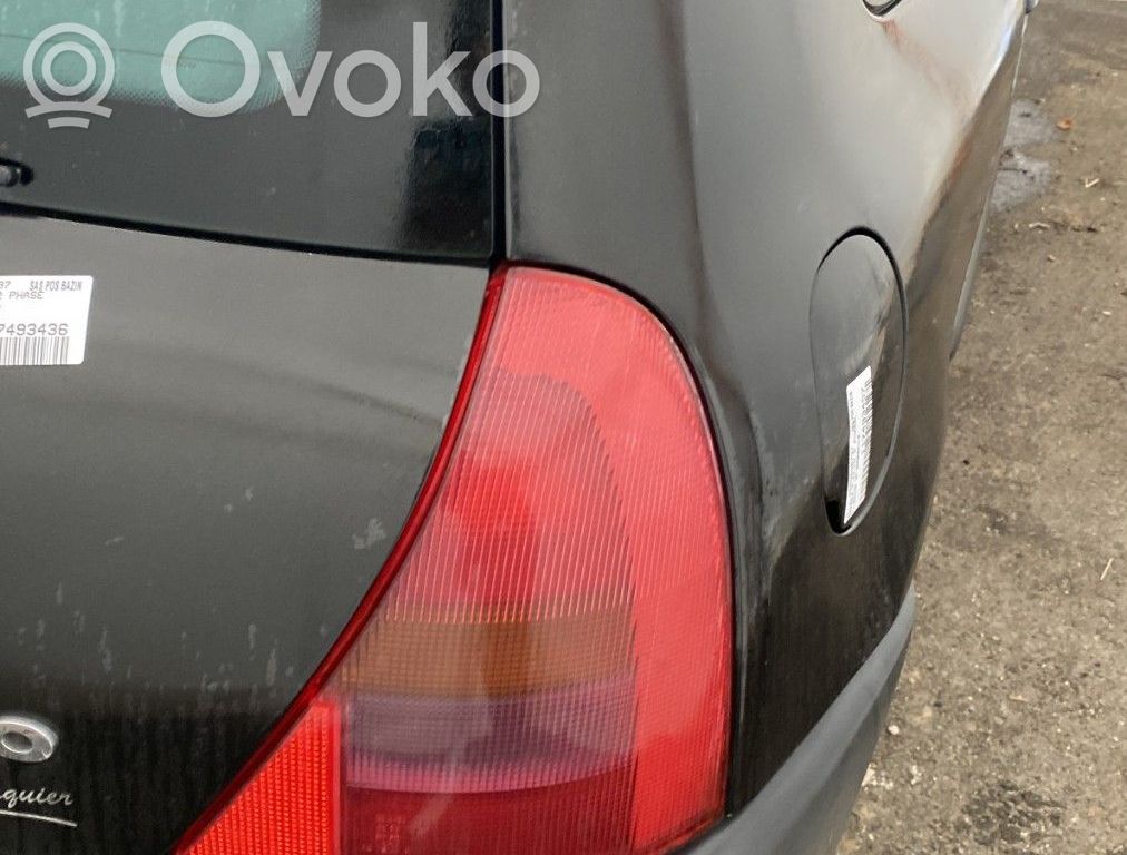 Renault Clio II Feux arrière / postérieurs