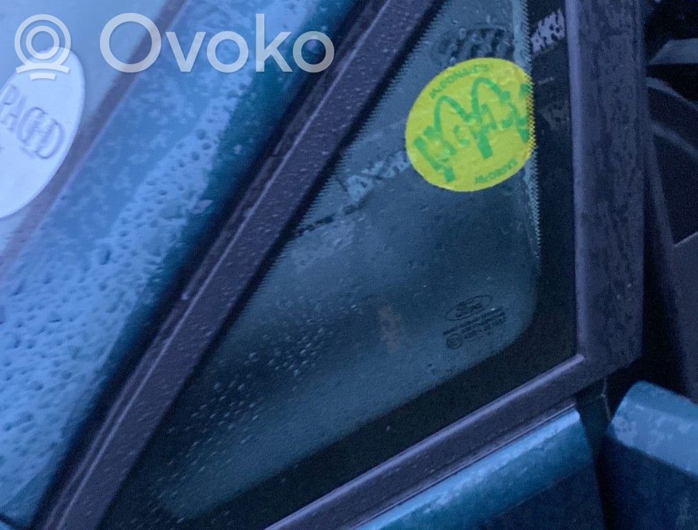 Ford C-MAX I Front triangle window/glass 