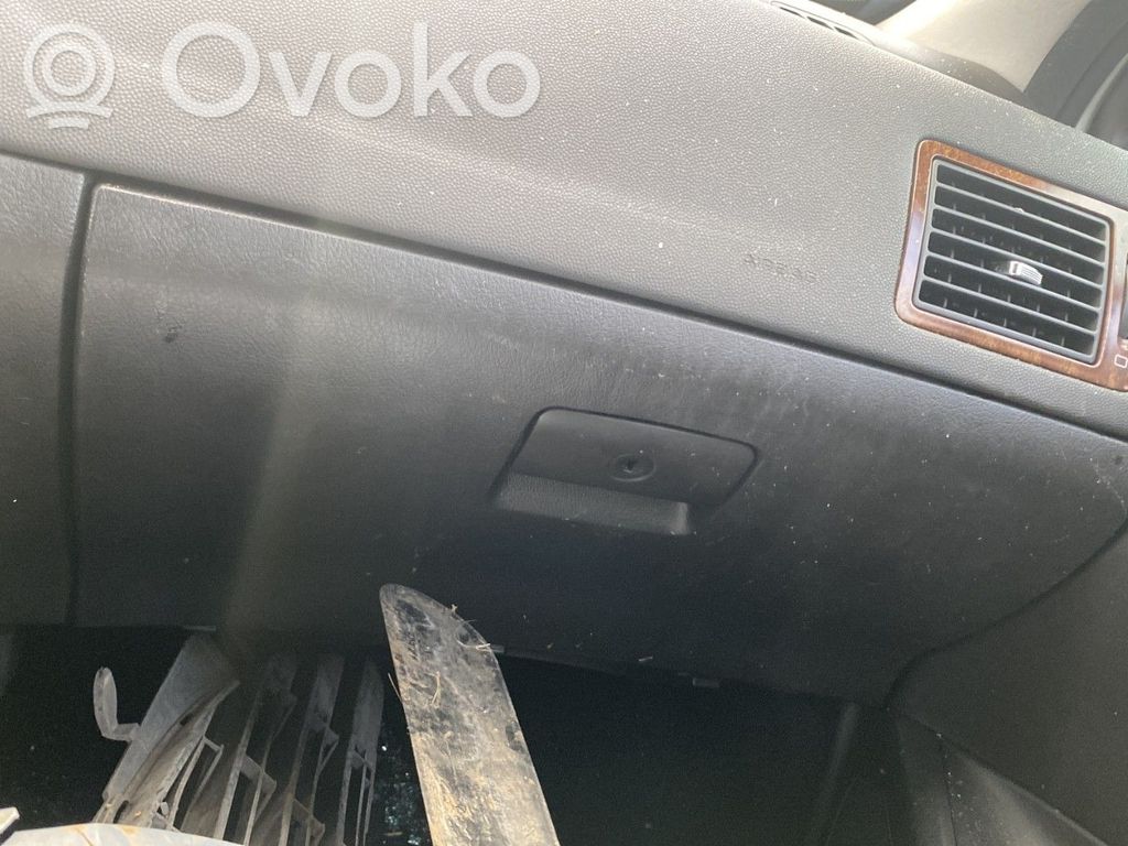 Peugeot 307 Juego guantera 