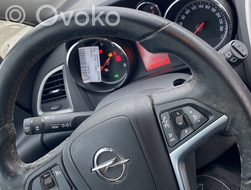 Opel Astra J Volante 