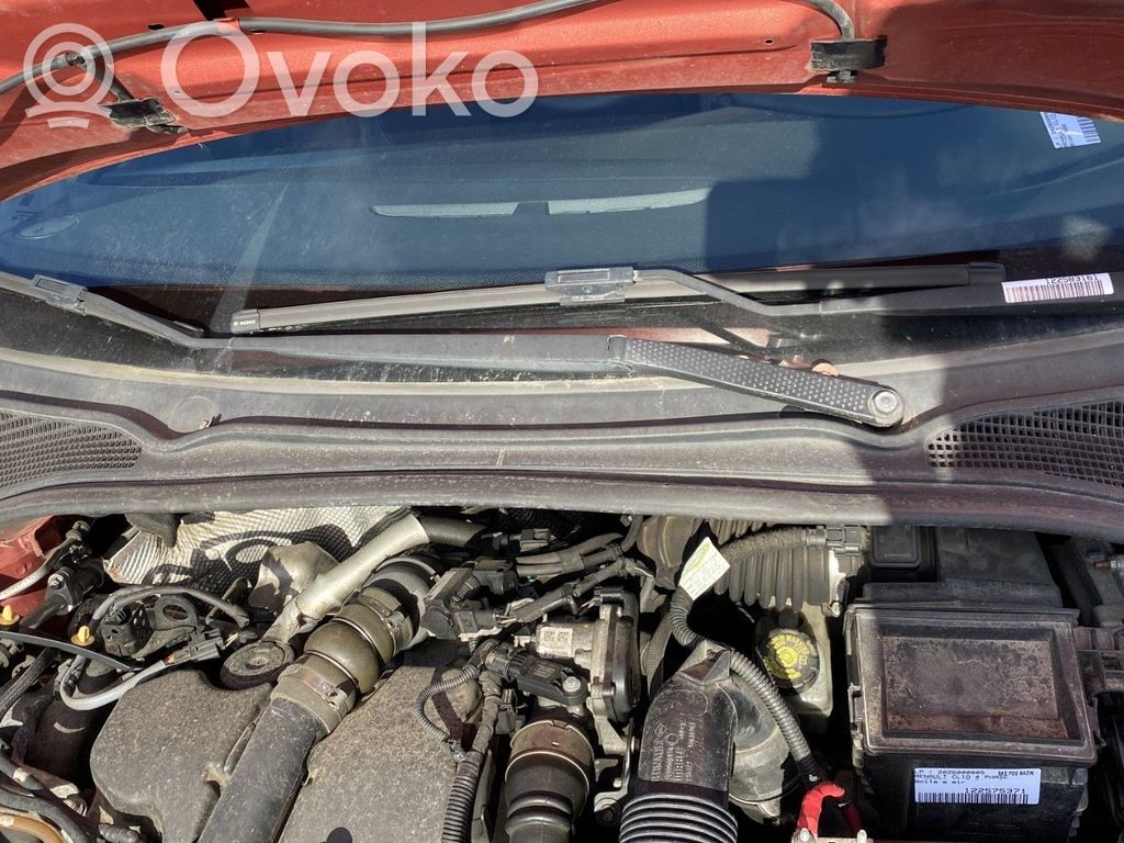 Renault Clio IV Apărătoare ștergătoare 