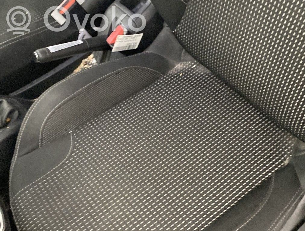 Peugeot 208 I Scaun șofer 