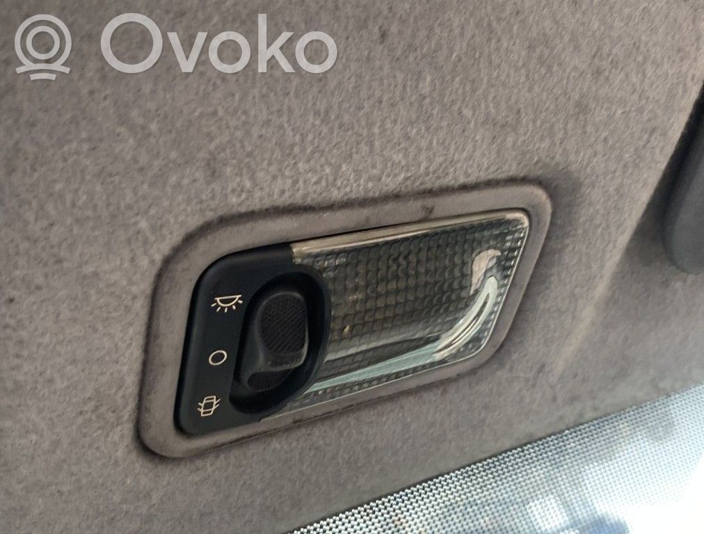 Peugeot Partner Illuminazione sedili anteriori 