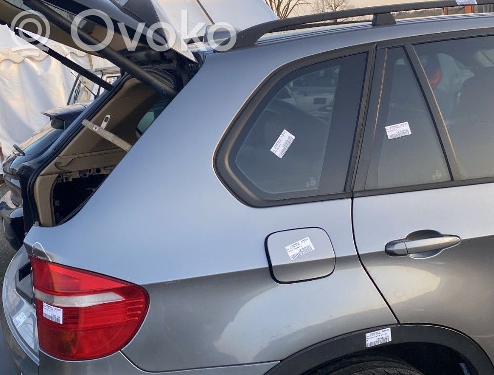 BMW X5 E70 Takakulmapaneeli 