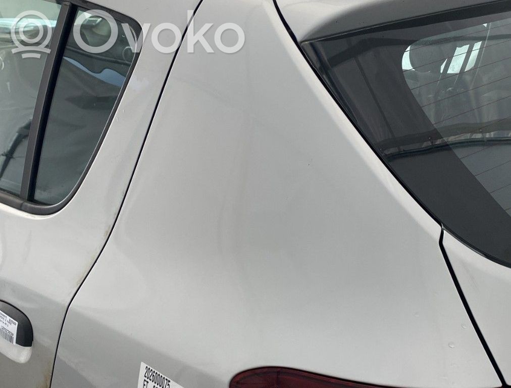 Panel lateral trasero   760331821R