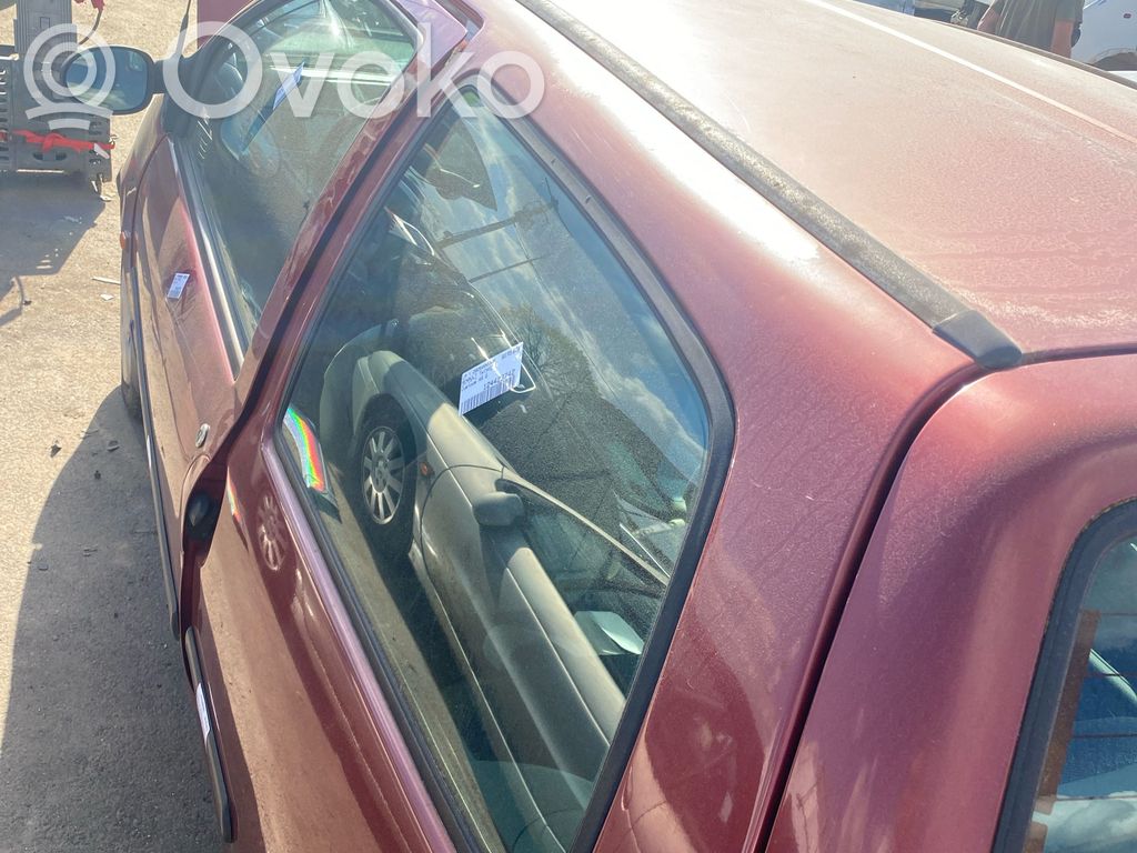 Panel lateral trasero   7751471460