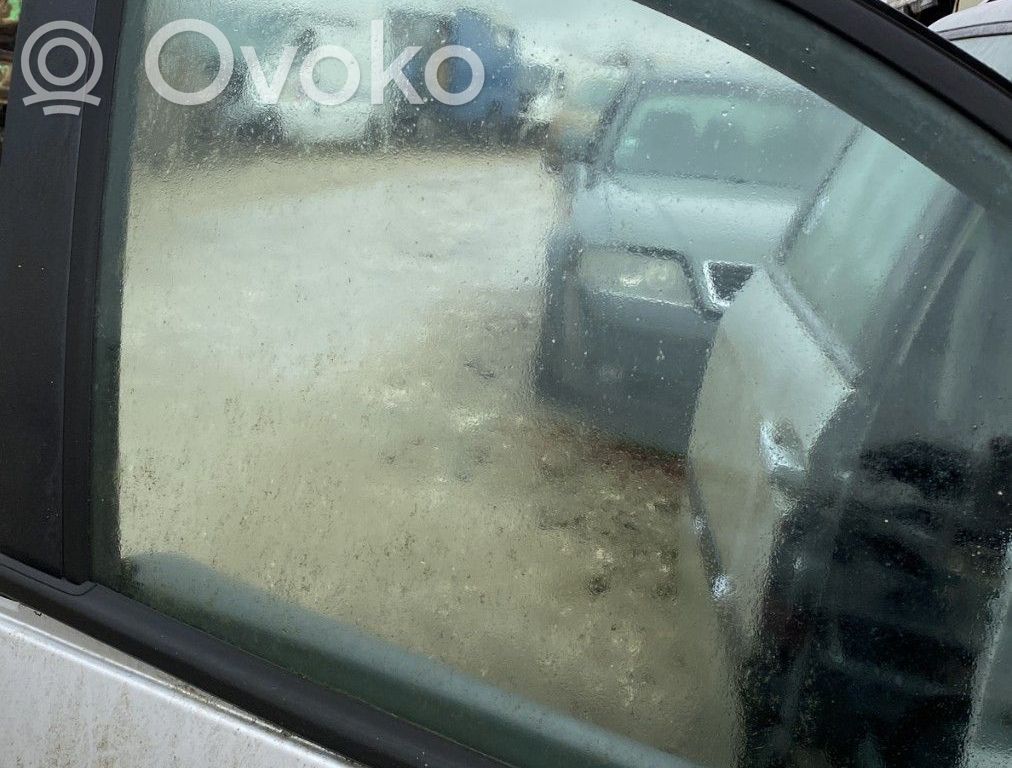 Peugeot 807 Vitre de fenêtre porte avant (4 portes)