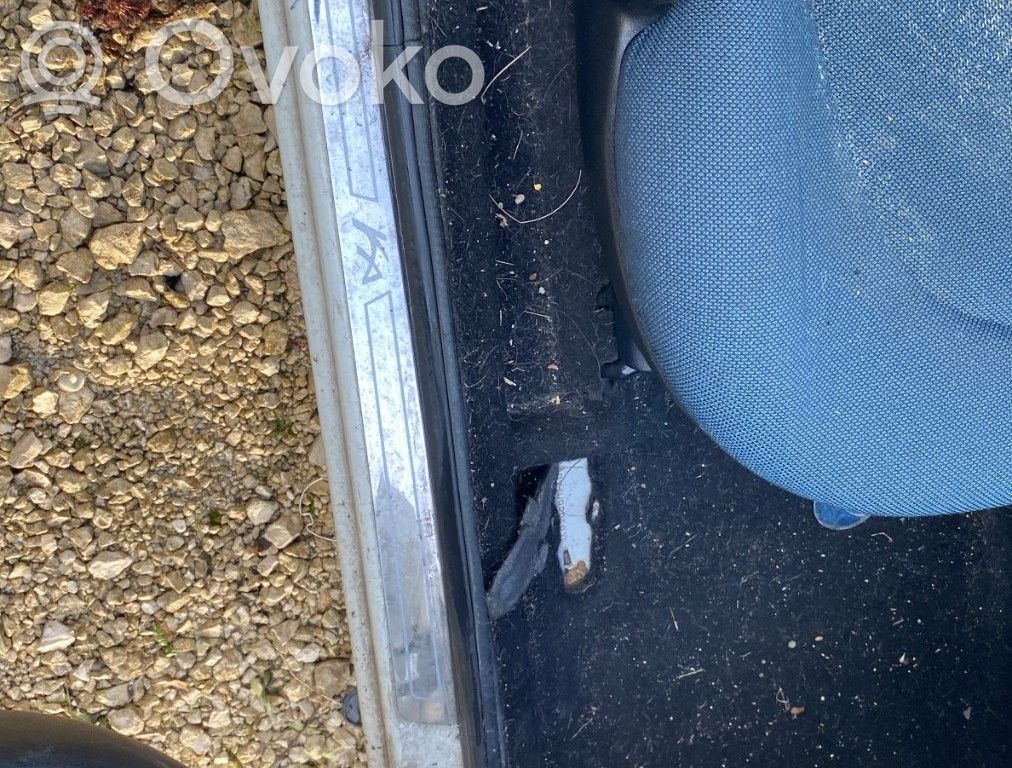 Ford Ka Etuoven kumitiiviste 