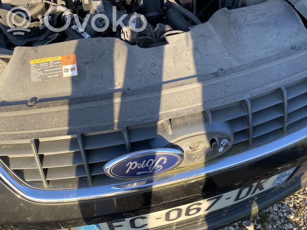 Front grill   1507918