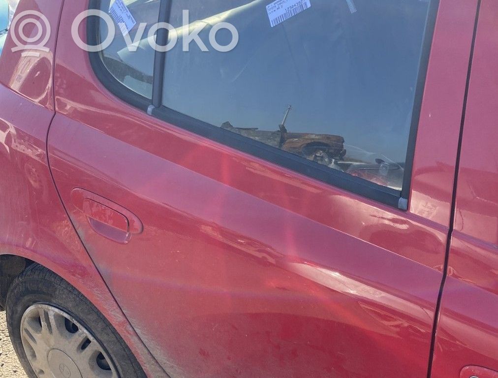Toyota Yaris Galinės durys 