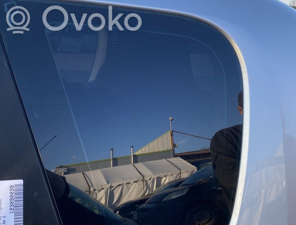Citroen C3 Picasso Szyba karoseryjna tylna 