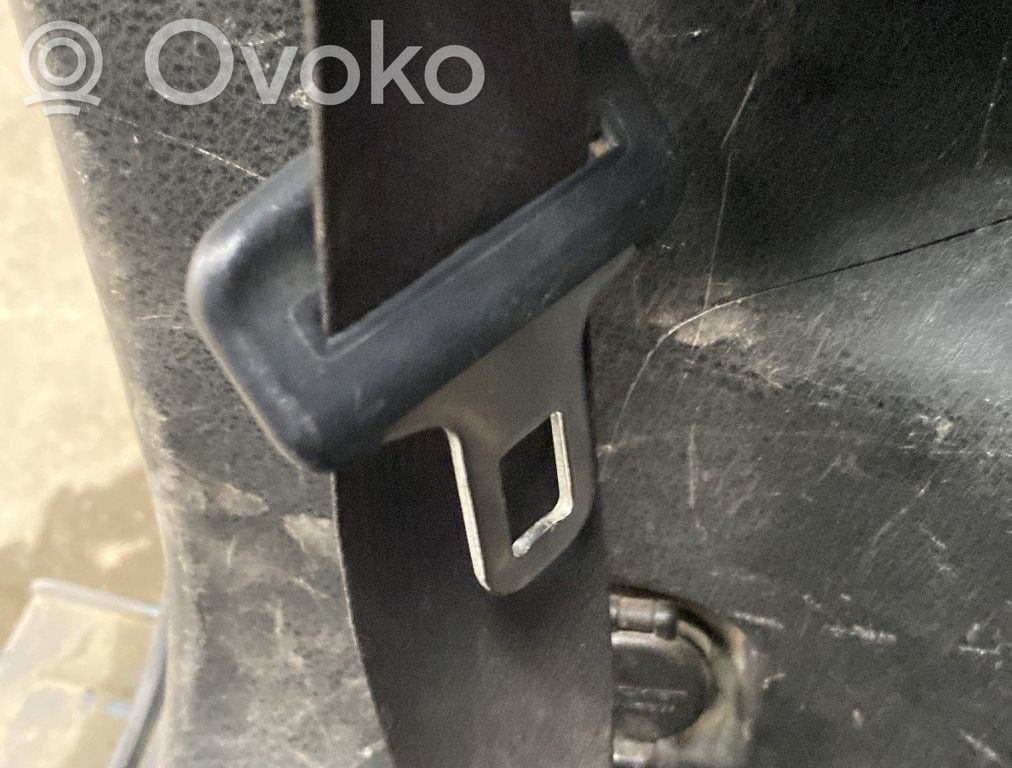 Suzuki Grand Vitara II Cinturón trasero 