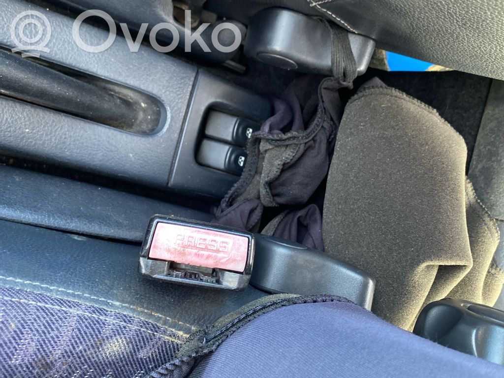 Renault Megane I Bridă fixare centură de siguranță față