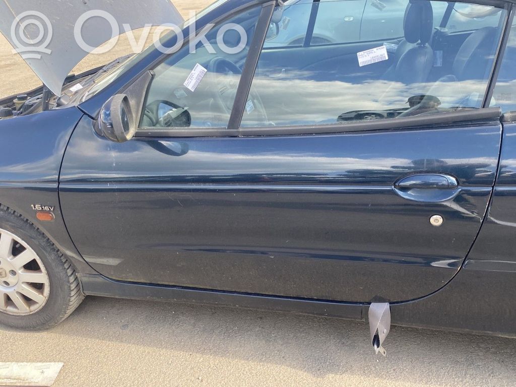 Renault Megane I Puerta delantera 