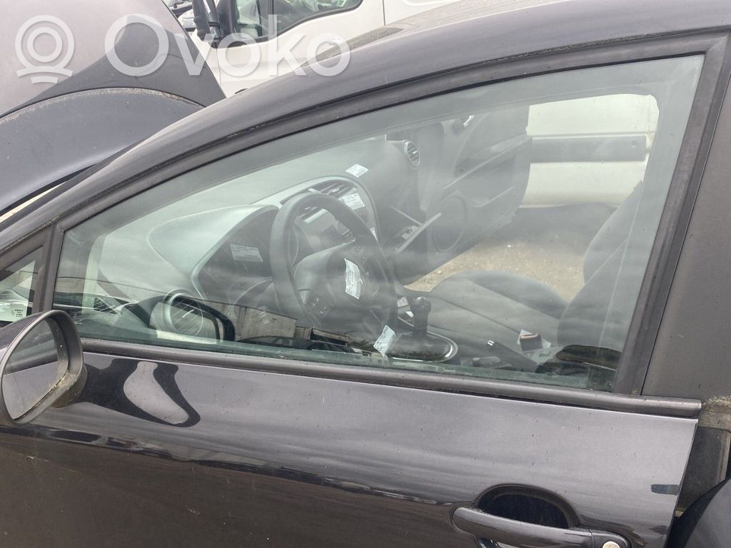 Seat Leon (1P) Vitre de fenêtre porte avant (4 portes)