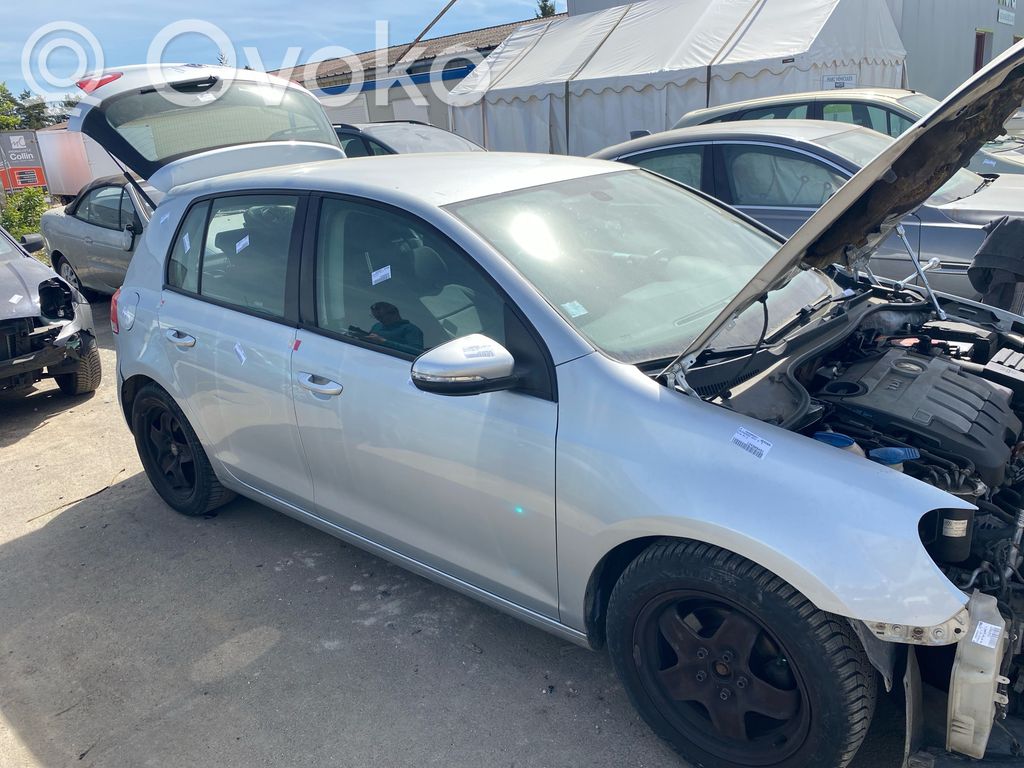 Volkswagen Golf VI Polttoainesäiliö 
