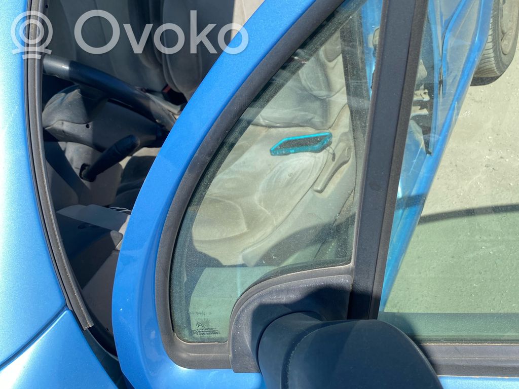 Citroen C3 Vetro del deflettore della portiera anteriore - quattro porte