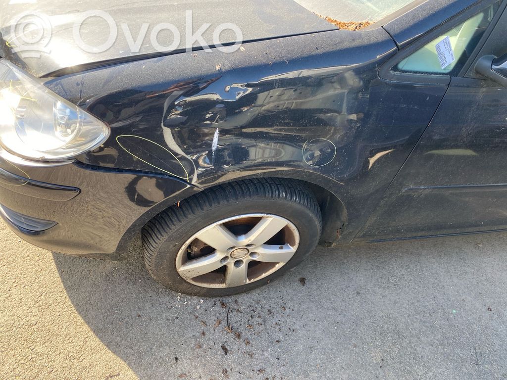 Volkswagen Touran I Błotnik przedni 