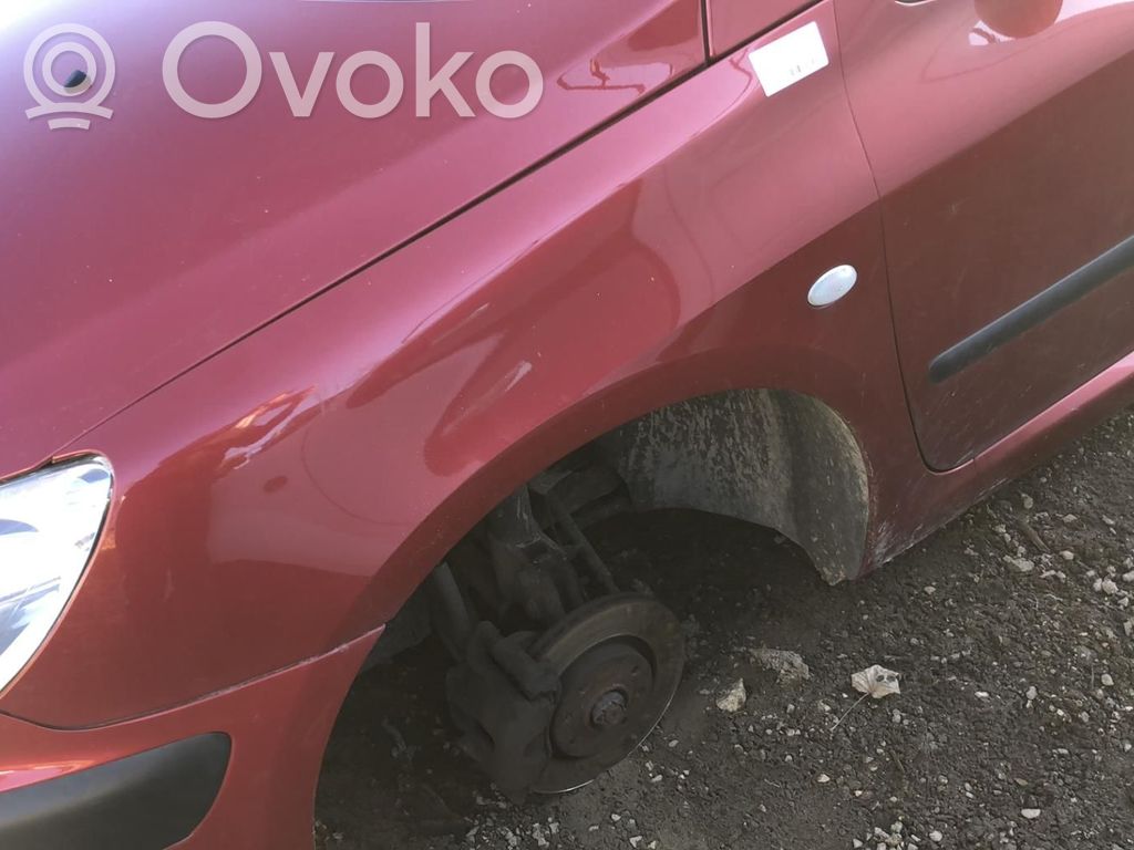 Peugeot 307 Крыло 