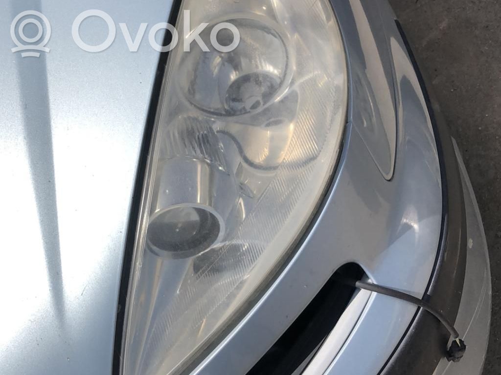 Peugeot 807 Scheinwerfer 