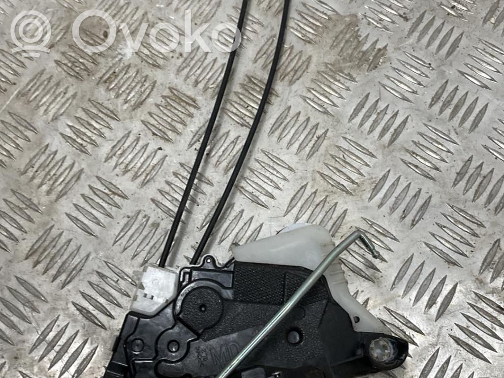Toyota Yaris Etuoven lukko