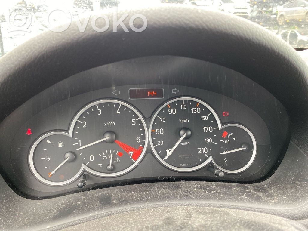 Peugeot 206 Nopeusmittari (mittaristo) 
