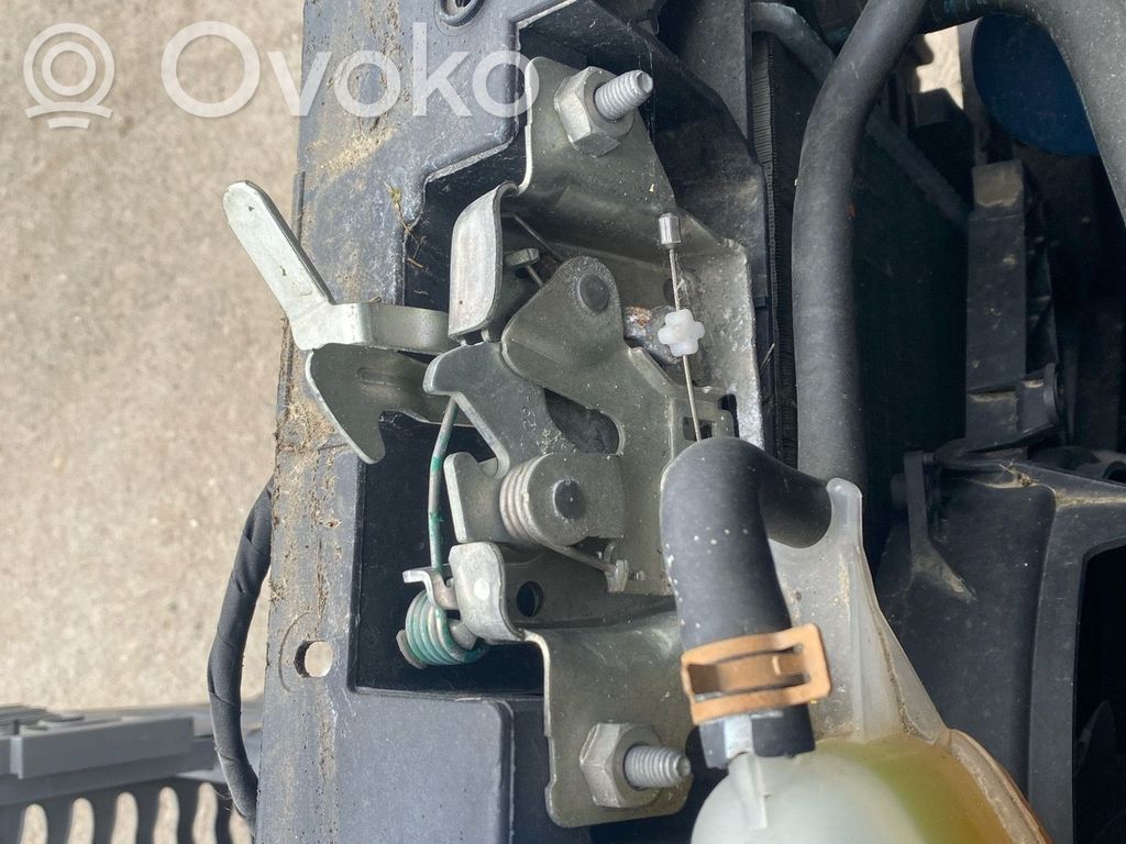 Renault Clio III Încuietoare capotă 