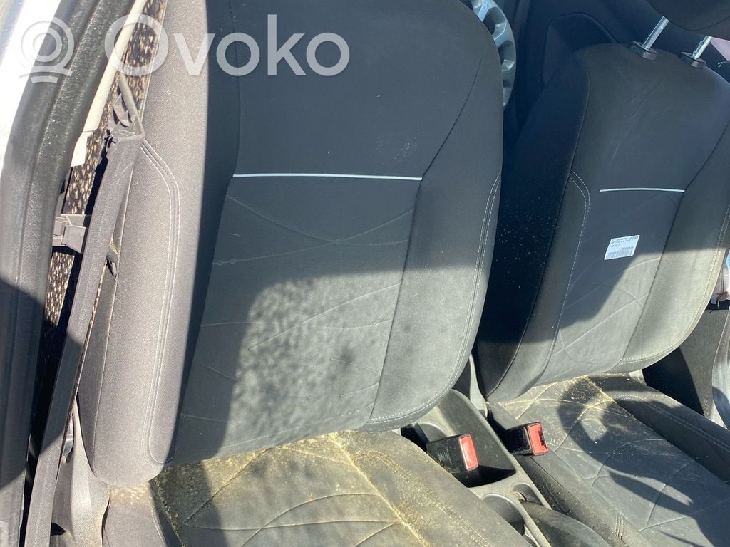 Ford Fiesta Etumatkustajan istuin 