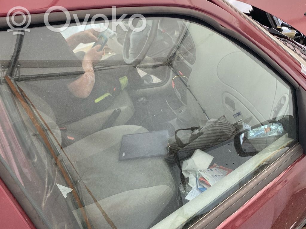 Ford Fiesta Szyba drzwi przednich 