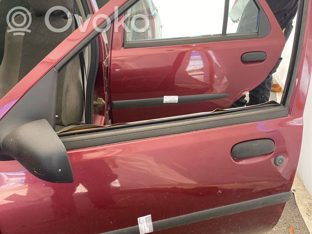 Ford Fiesta Дверь 