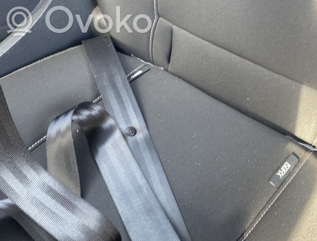 Renault Twingo II Cinturón trasero 