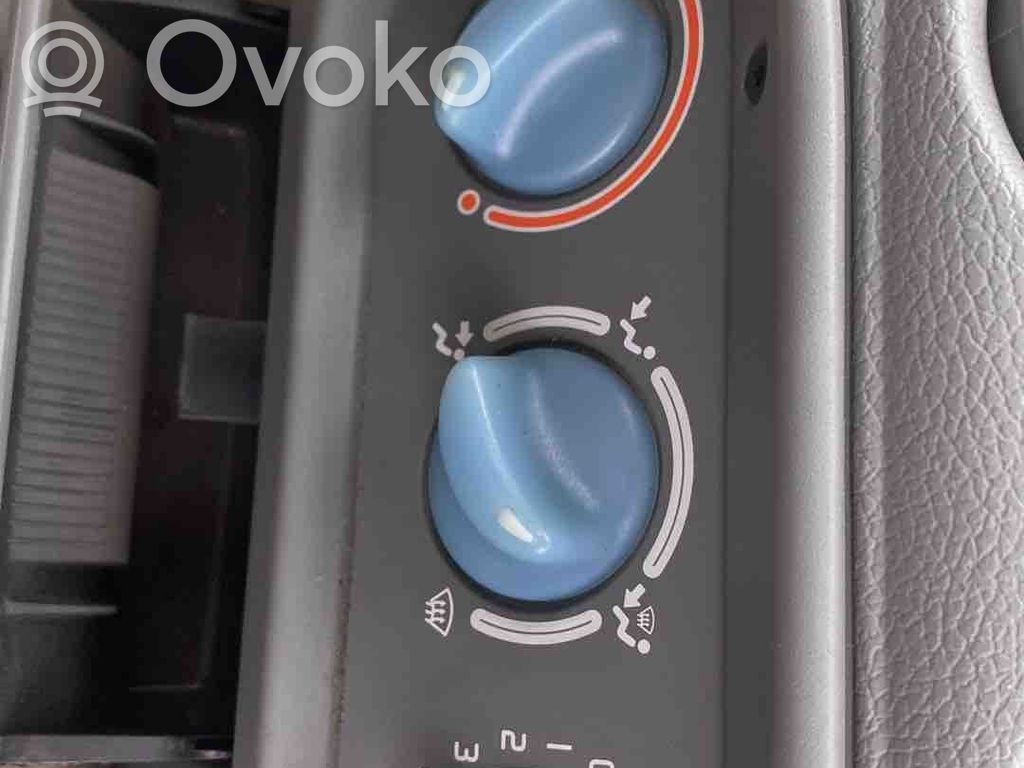 Panel klimatyzacji   7701054311