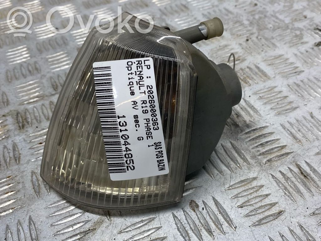 Renault 19 Front fender indicator light 