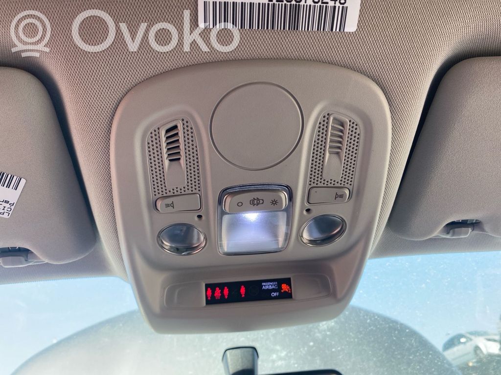Citroen C4 II Éclairage lumière plafonnier avant