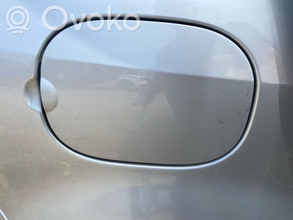 Renault Modus Klapka wlewu paliwa
