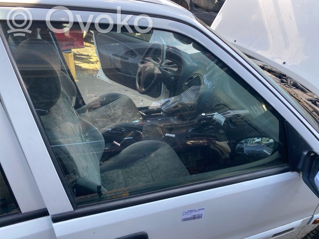 Citroen Saxo Vitre de fenêtre porte avant (4 portes)