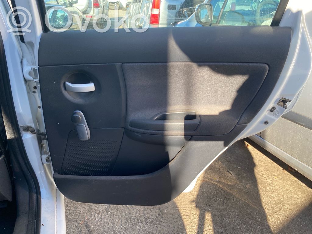 Citroen C3 Boczki / Poszycie drzwi tylnych