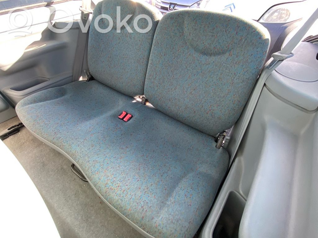 Renault Twingo I Aizmugurējais sēdeklis 