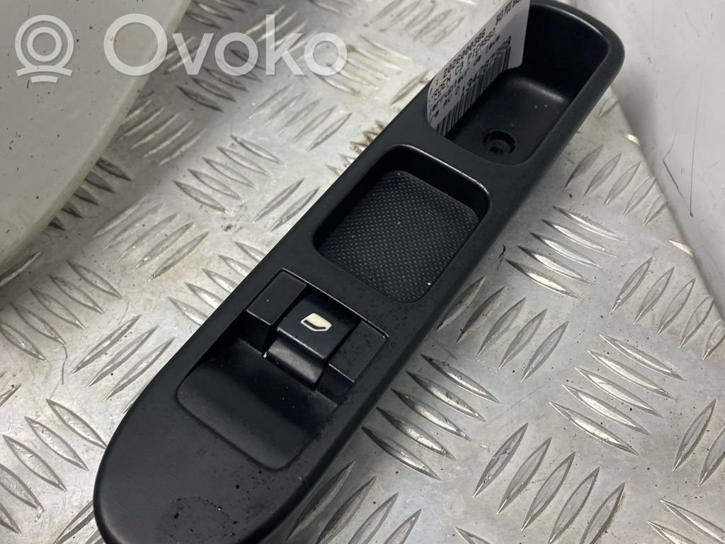 Citroen C3 Picasso Przyciski szyb 